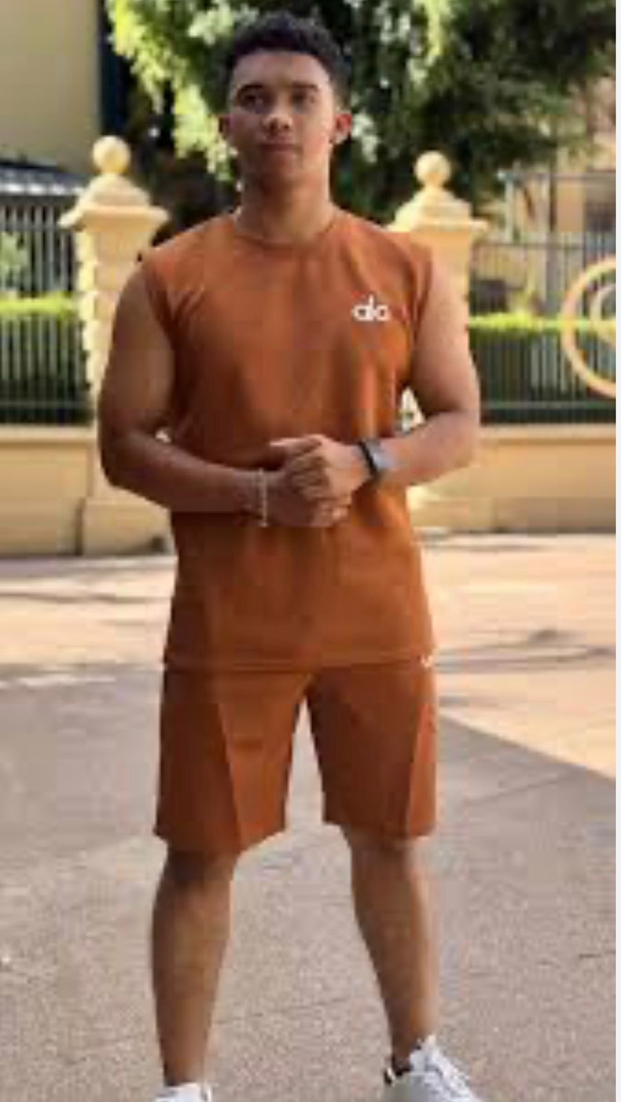 alo two pieces outfit - Image 4